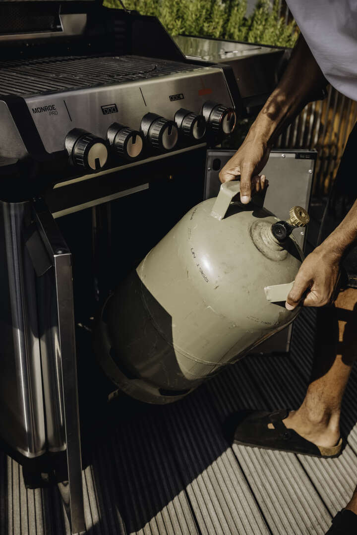 Enders Gasgrill Monroe II Pro 3 SIKR TURBO inkl. Wetterschutzhaube